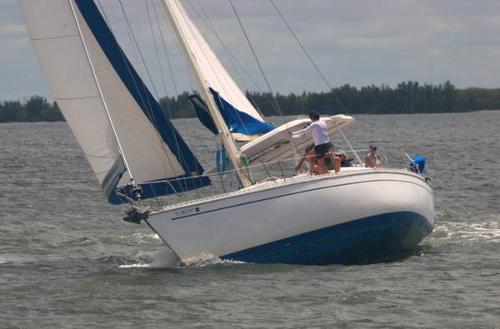 Sail Boat / Yacht / Cruising Boats Listing: 1989 morgan c c sloop