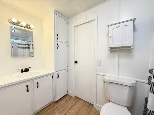 Manufactured / Mobile / Modular Home Listing: 1984 n/a manufactured