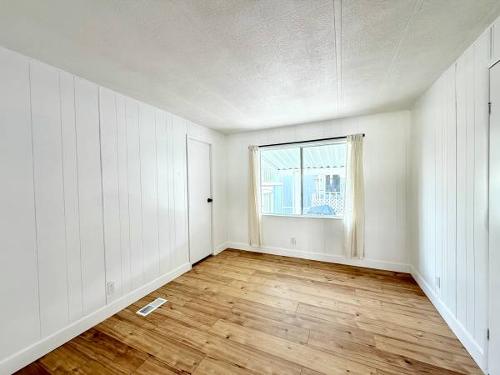 Manufactured / Mobile / Modular Home Listing: 1984 n/a manufactured
