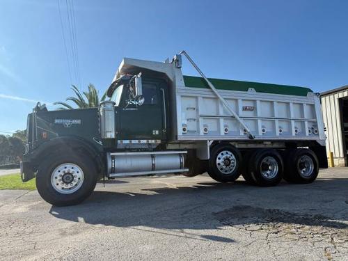 Commercial Truck / Light & Heavy Equipment Listing: 2004 western star dump truck