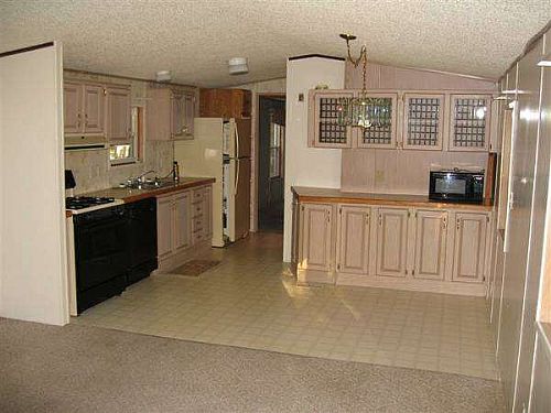Manufactured / Mobile / Modular Home Listing: 1993 liberty 2 bedroom