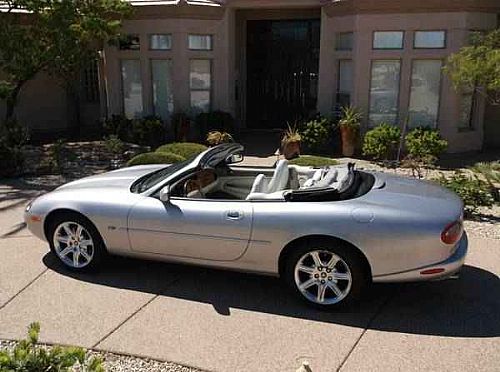 Listing: 2000 jaguar xk8