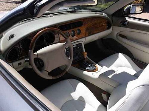  Listing: 2000 jaguar xk8