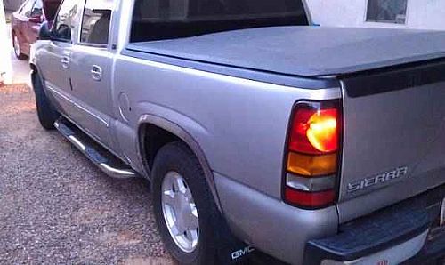  Listing: 2005 gmc truck - van - suv sierra 1500 pickup