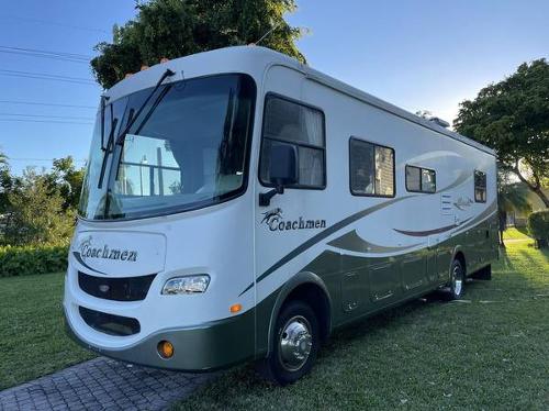 Motor Home Listing: 2004 coachmen mirada