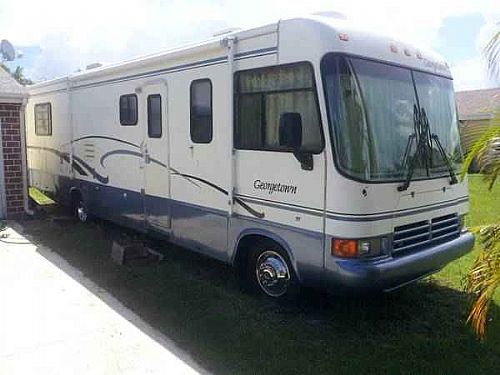 Motor Home Listing: 2000 georgetown class a