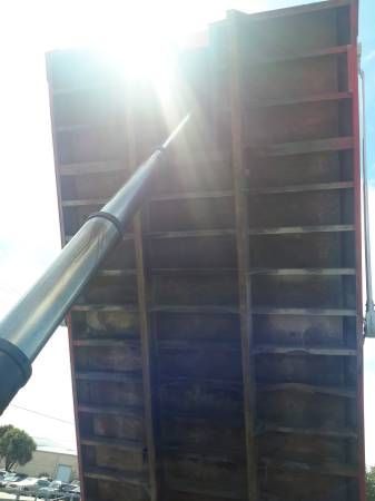 Commercial Truck / Light & Heavy Equipment Listing: 1996 peterbilt triaxle