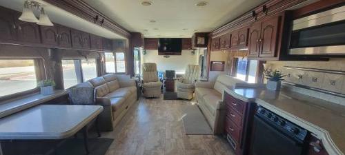 Motor Home Listing: 2007 allegro tiffin