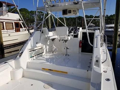 Fishing Boats Listing: 1988 luhrs 290 sport