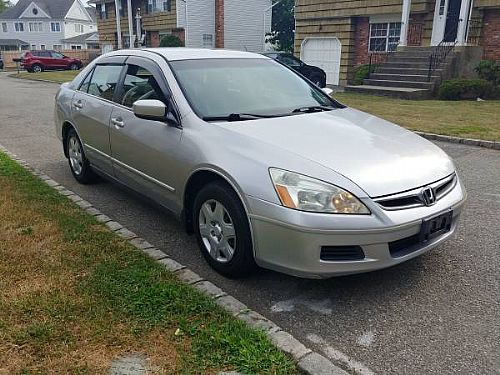  Listing: 2006 honda accord