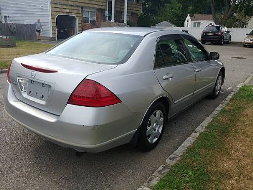  Listing: 2006 honda accord