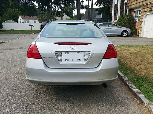  Listing: 2006 honda accord