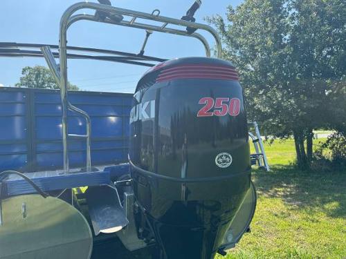Pontoons Listing: 2022 lexington 623 series