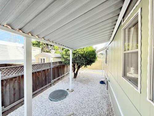 Manufactured / Mobile / Modular Home Listing: 1984 n/a manufactured