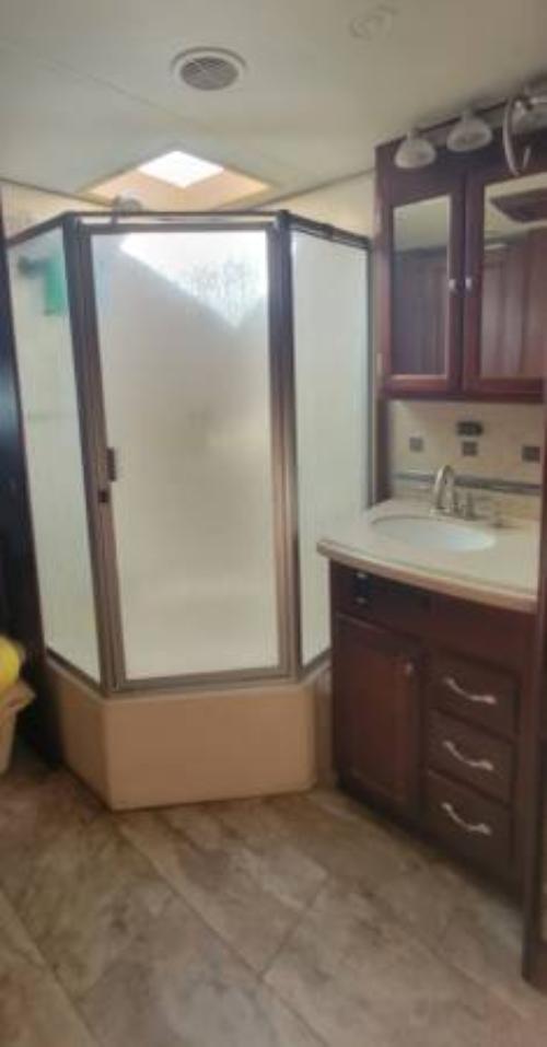 Motor Home Listing: 2007 allegro tiffin