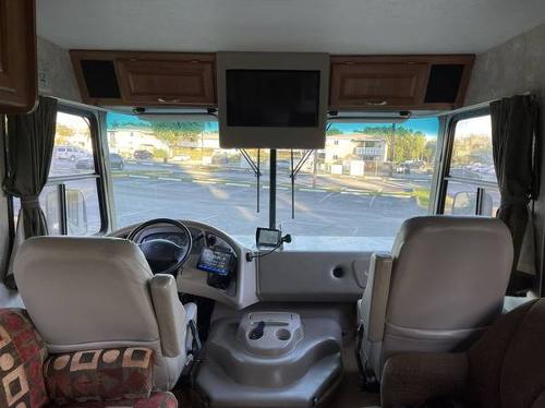 Motor Home Listing: 2004 coachmen mirada