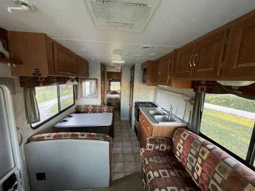 Motor Home Listing: 2004 coachmen mirada