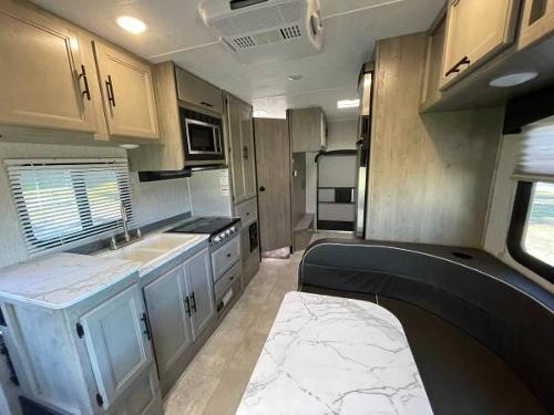 Motor Home Listing: 2021 freelander 22cg chevy