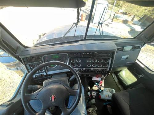 Commercial Truck / Light & Heavy Equipment Listing: 2013 kenworth t800 dump